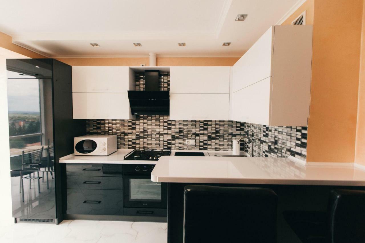 Oazis Apartments 切尔诺夫策 外观 照片